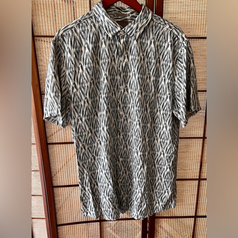 A Frame blue and white tribal geometric pattern button down short sleeve shirt